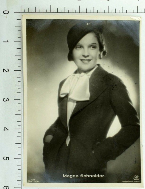 1930's-40's RPPC JMagda Schneider Ross German Real Photo Postcard Z4 