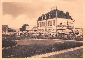 BR42792 Cafe le paradou parc pour autos en territorie belge Givet france