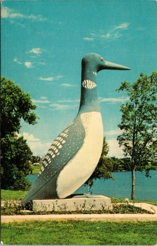 Postcard~Common Loon~ Minnesota State Bird~Statue~A13 