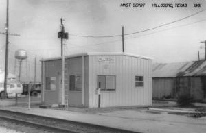 Hillsboro Texas Railroad Depot Real Photo Antique Postcard K81554