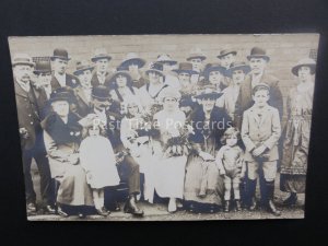 Wedding Theme (40) BRIDE & GROOM Best Man Brides Maid Flowers - Old RP Postcard