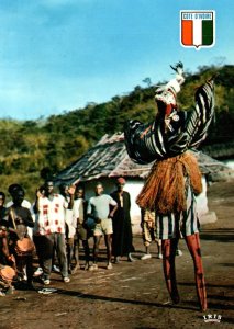 VINTAGE CONTINENTAL SIZE POSTCARD TRADITIONAL WADER DANCE CAMEROUN AFRICA