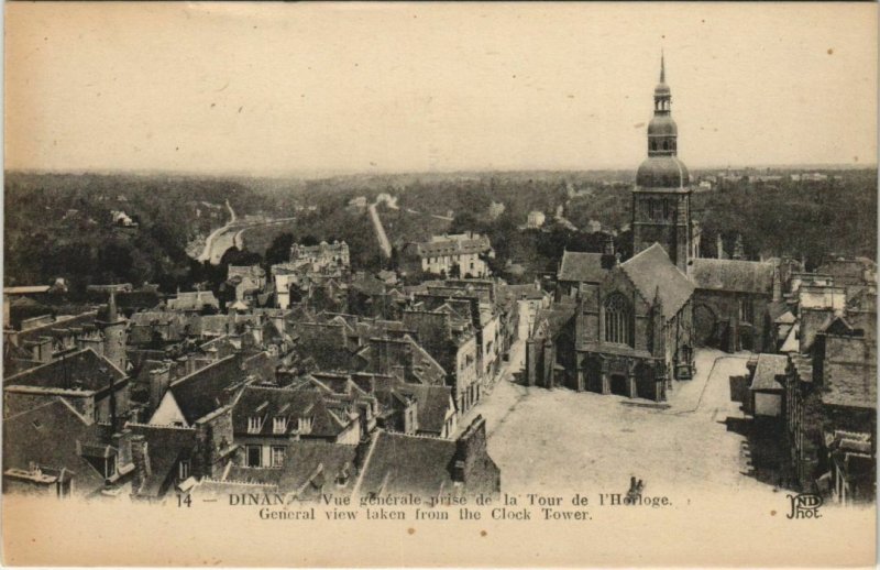 CPA DINAN Vue Generale prise de la Tour de l'Horloge (1147001)