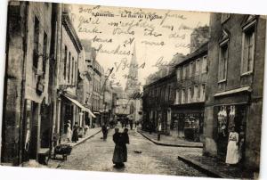 CPA QUINTIN-La Rue de L'Église (230737)