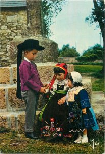 Postcard ethnic types&scenes Children folk costumes Plougastel Daoulas