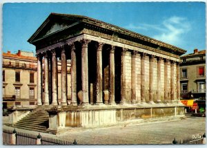 M-39215 Maison Carrée Nîmes France