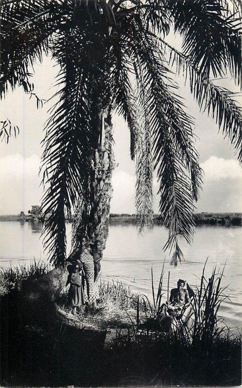 Belgian Congo river scenic photo postcard ethnic community life