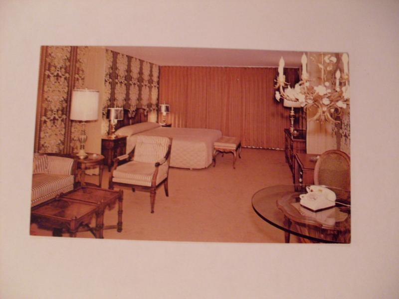 1960's Little America Motel Room - Cheyenne & Little America WY Postcard y6134