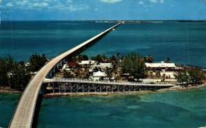 USA Seven Mile Bridge Pigeon Key Florida Keys Chrome Postcard 08.59