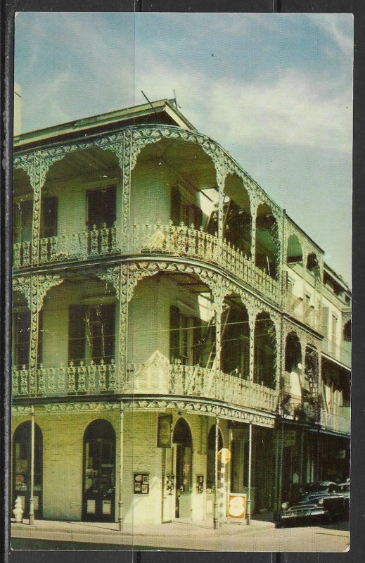 Louisiana, New Orleans - Beautiful Building With Lace Balconies - [LA-050]