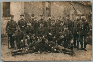 GROUP of GERMAN WWI SOLDIERS w/ RIFLES ANTIQUE REAL PHOTO POSTCARD RPPC