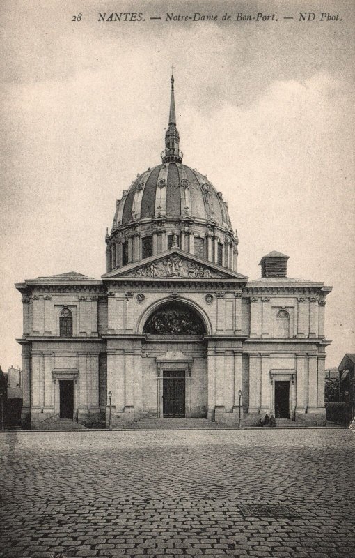 Vintage Postcard 1910's Nantes Notre Dame De Bon Port Cathedral Church France