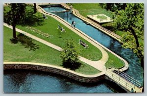 Huntsville  Alabama  The Big Spring  Postcard