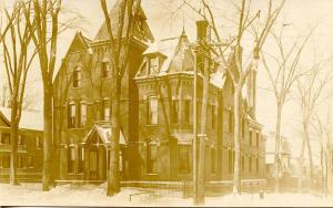 Beautiful House    *RPPC