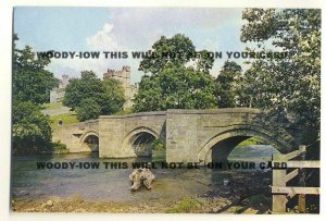 Dix0091 - Haddon Hall & Bridge - Dixon postcard Derbyshire 2295