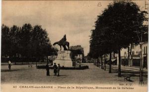 CPA CHALON-sur-SAONE - Place de la Republique - Monument de la Défense (637763)