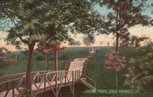 Vintage Postcard 1910's Bridge Union Park Des Moines Iowa IA Trees Green Field