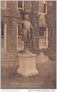 Connecticut New Haven Statue Of Nathan Hale Yale Campus