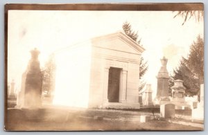 RPPC Beckman Mausoleum Rose Hill Cemetery Grundy Center Iowa IA Postcard B14