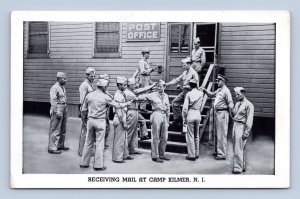 Receiving Mail Camp Kilmer New Jersesy NJ UNP WWII WB Postcard R1