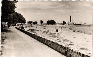 CPA St-NAZAIRE Vue vers la Plage (610744)