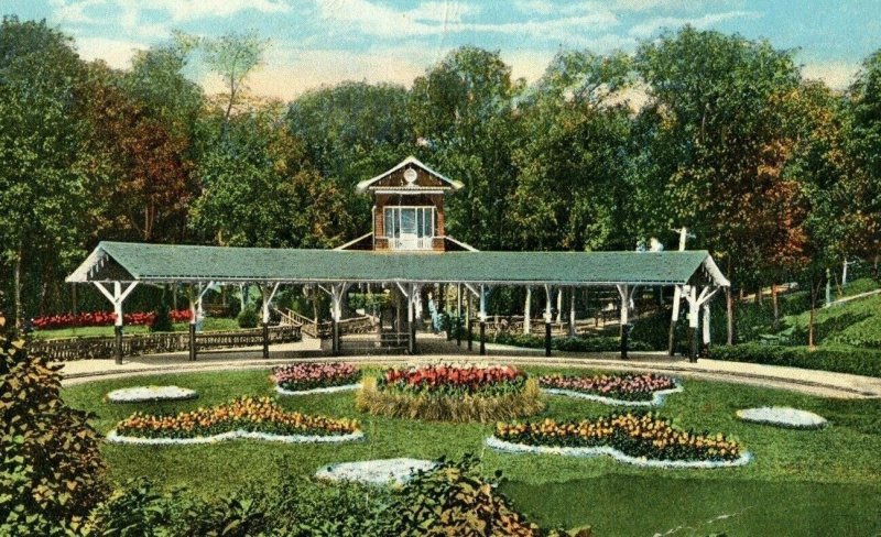 1920s Waiting Station And Loop Union Park Dubuque Iowa Vintage Postcard P79 