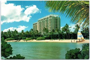 VINTAGE CONTINENTAL SIZE POSTCARD KAHALA HILTON AT HONOLULU HAWAII