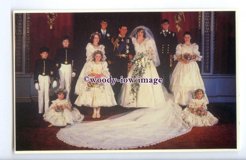 r2535 - Charles & Diana with Andrew, Edward, Bridesmaids & Page Boys - postcard