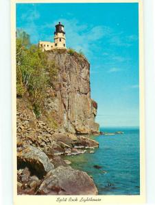 Duluth Minnesotas Split Rock Lighthouse North Shore Drive  Postcard # 8560