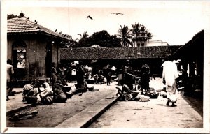 Vietnam Cochinchina Les Arts Coloniaux Annam Marche Indigene RPPC 09.61