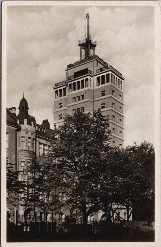 Finland Helsinki Hotelli Torni Vintage RPPC C153