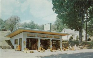 BRATTLEBORO , Vermont, 1950-60s ; Molly Stark Sugar House