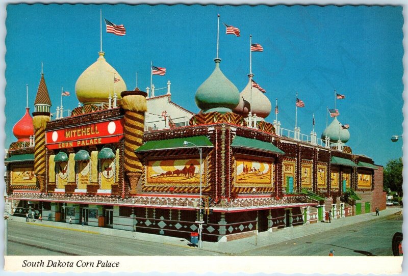 1968 Mitchell, SD Corn Palace Artistic Midwest Tourist Roadside Tauna 4x6 PC M2