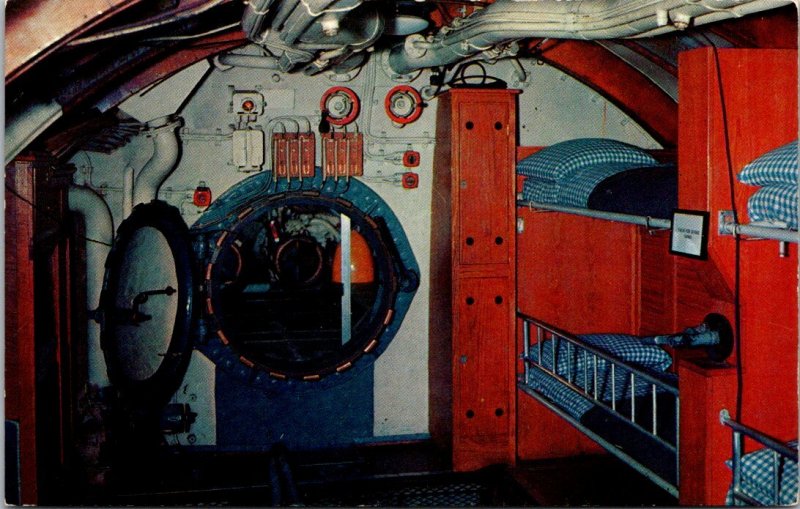 Illinois, Chicago - Captured German Submarine - Science Museum - [IL-195]