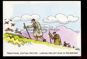 BES052 - Looking for lost coins in the heather - Besley comic postcard