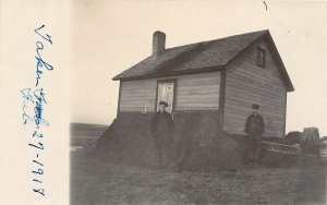 H57/ Valley City North Dakota RPPC Postcard c1918 Homestead Men Home 78