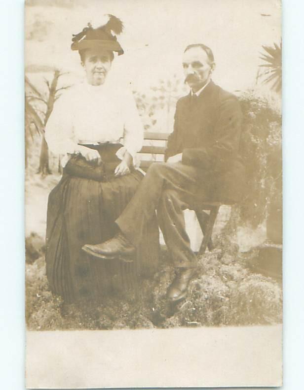 rppc Pre-1920's WOMAN WITH HANDBAG PURSE SITTING WITH MAN AC7947