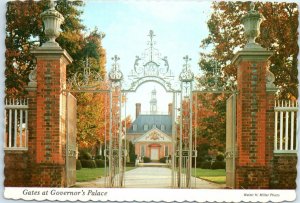 Postcard - Gates at Governor's Palace - Williamsburg, Virginia