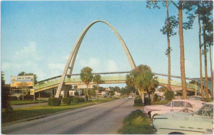 Highway 90 Overpass Sun N Sand Hotel Court Gulfport-Biloxi