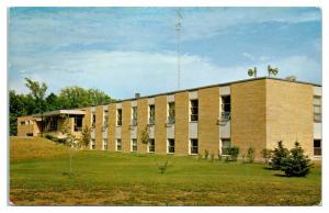 1960s/70s Park Falls Memorial Hospital, Park Falls, WI Postcard *4Z