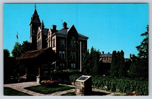 Shakespearean Gardens And Courthouse, Stratford Ontario, Vintage Chrome Postcard