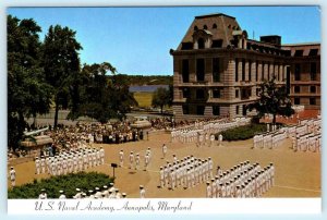 ANNAPOLIS, MD ~ Midshipmen Formation U.S. NAVAL ACADEMY 1984 - Postcard 4x5.5