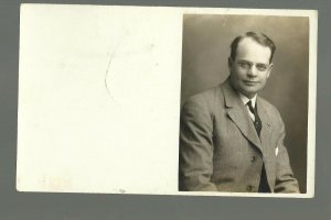 Fergus Falls MINNESOTA RP c1910 PHOTOGRAPHER W.T. OXLEY Occupational STUDIO SHOT