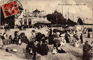 CPA La ROCHELLE La Plage et le Bar (666725)