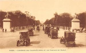 B38102 Paris L`Avenue des Champs Elysees et les Cheavaux  france