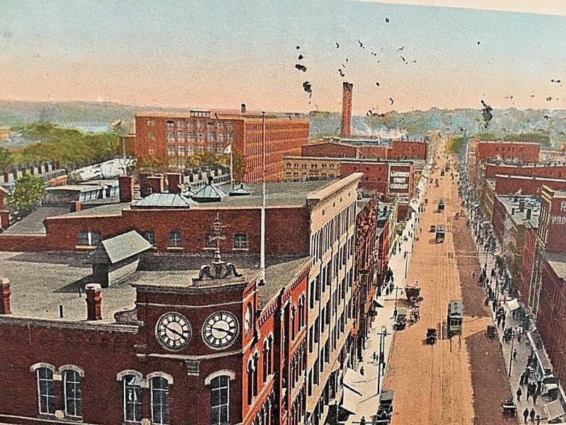 Postcard  Essex St., Looking West from Bay State Building, Lawrence, MA  W3