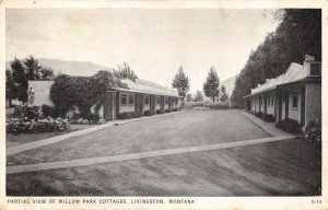 Livingston Montana Willow Park Cottages Vintage Postcard AA12649