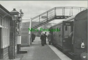 Railways Postcard - Train For Elgin at Grantown-On-Spey East in 1961 - RR11337