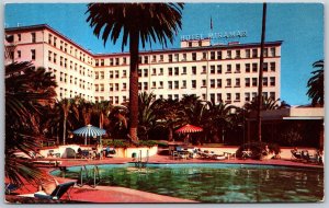 Vtg Santa Monica California CA Hotel Miramar Swimming Pool 1950s View Postcard