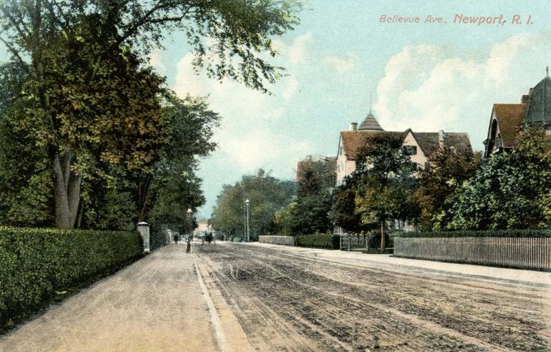 RI - Newport. Bellevue Avenue